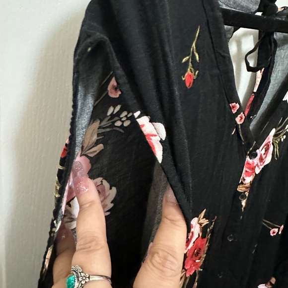 Torrid Black Floral Romper Button Front Keyhole Back Plus Size 3X Women - Picture 5 of 7